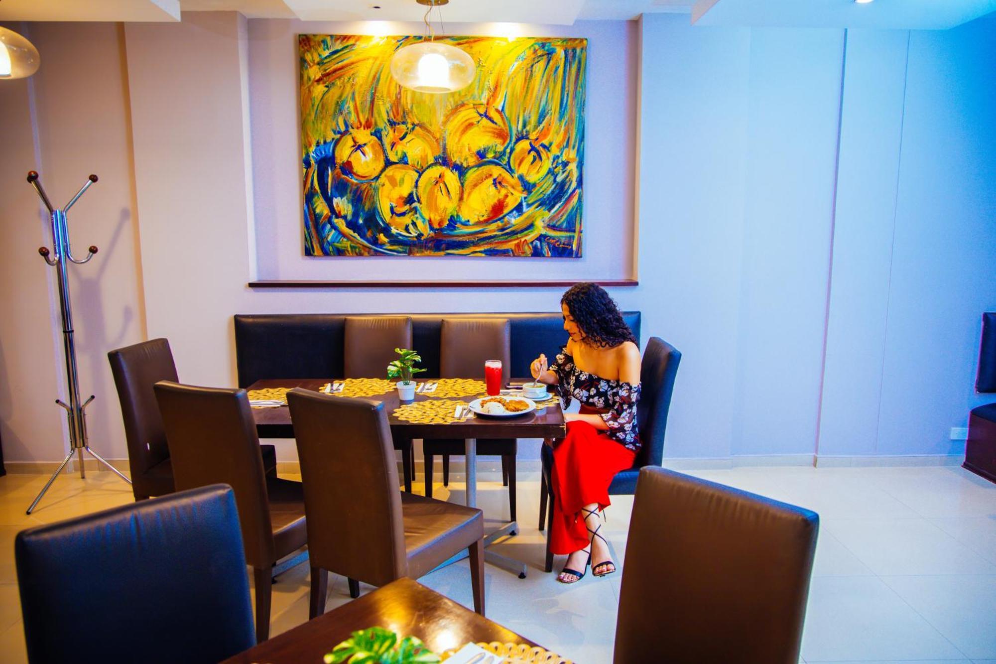 Hotel Plaza Las Americas Cali Bagian luar foto