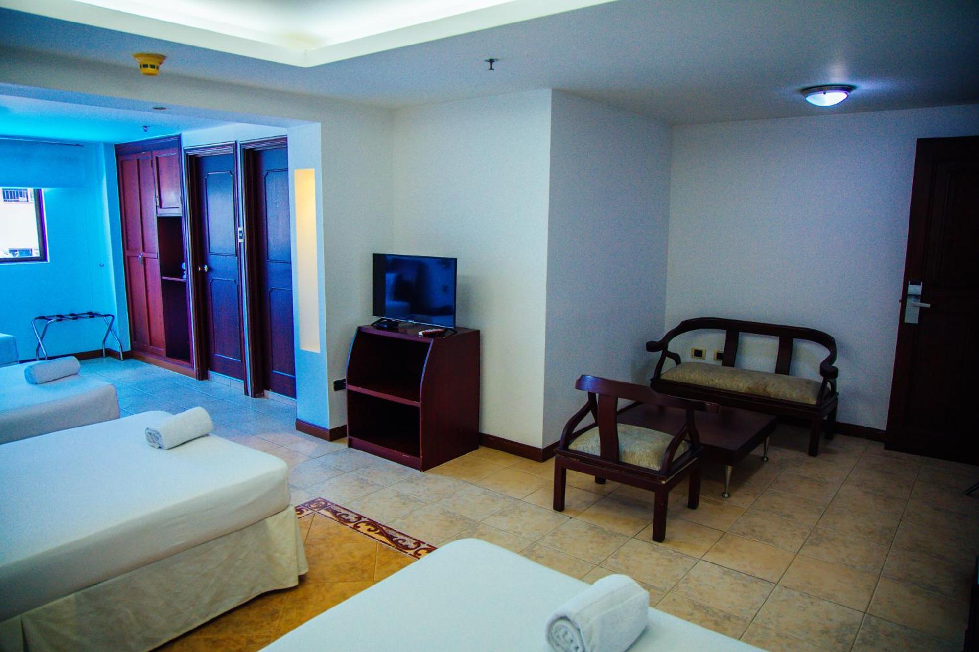 Hotel Plaza Las Americas Cali Bagian luar foto